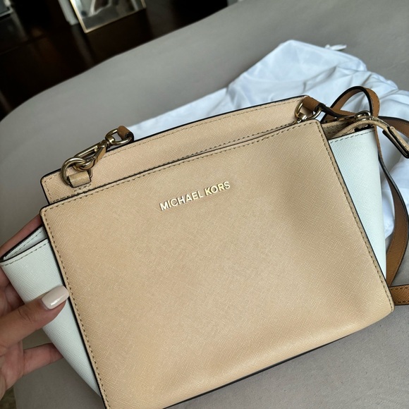 Michael Kors Tan and White Structured Bag, small - Picture 1 of 6